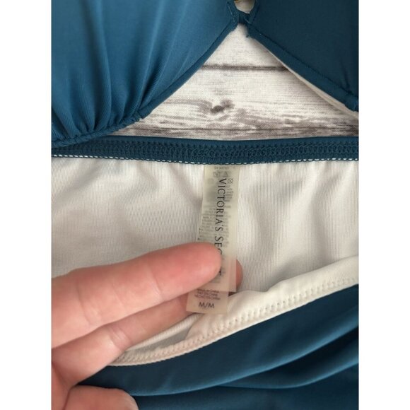 Victoria’s Secret Halter Green High Cut Bikini Size Medium/D - Picture 3 of 10